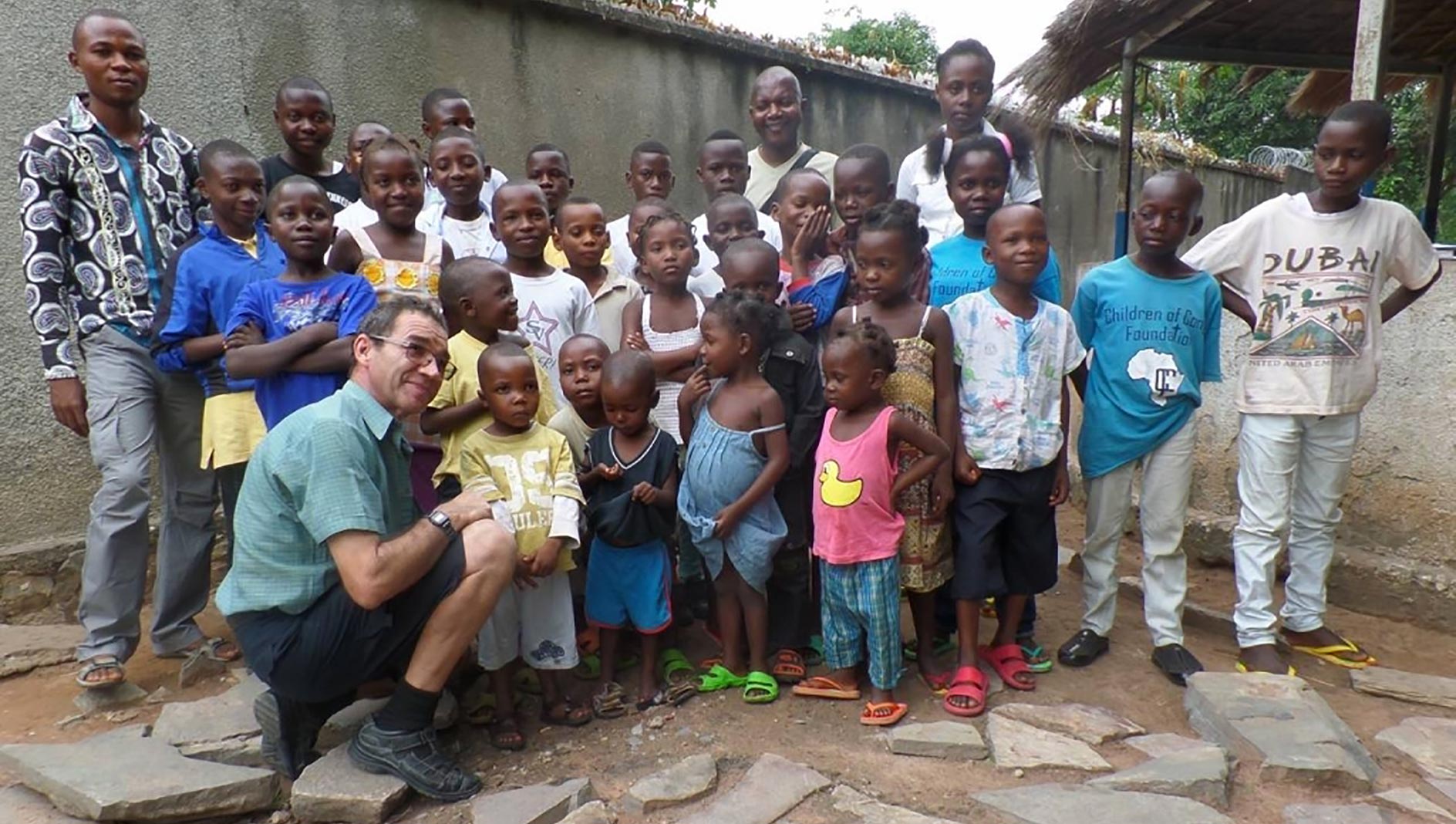 Padre Mario Perez, un salesiano al fianco dei bambini stregoni