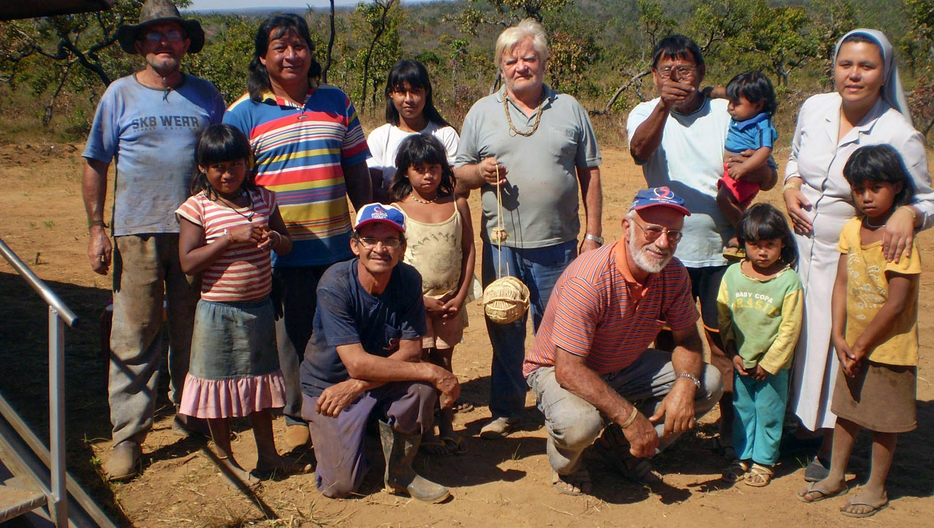 Xavante e missionari: dal rifiuto alla convivenza pacifica