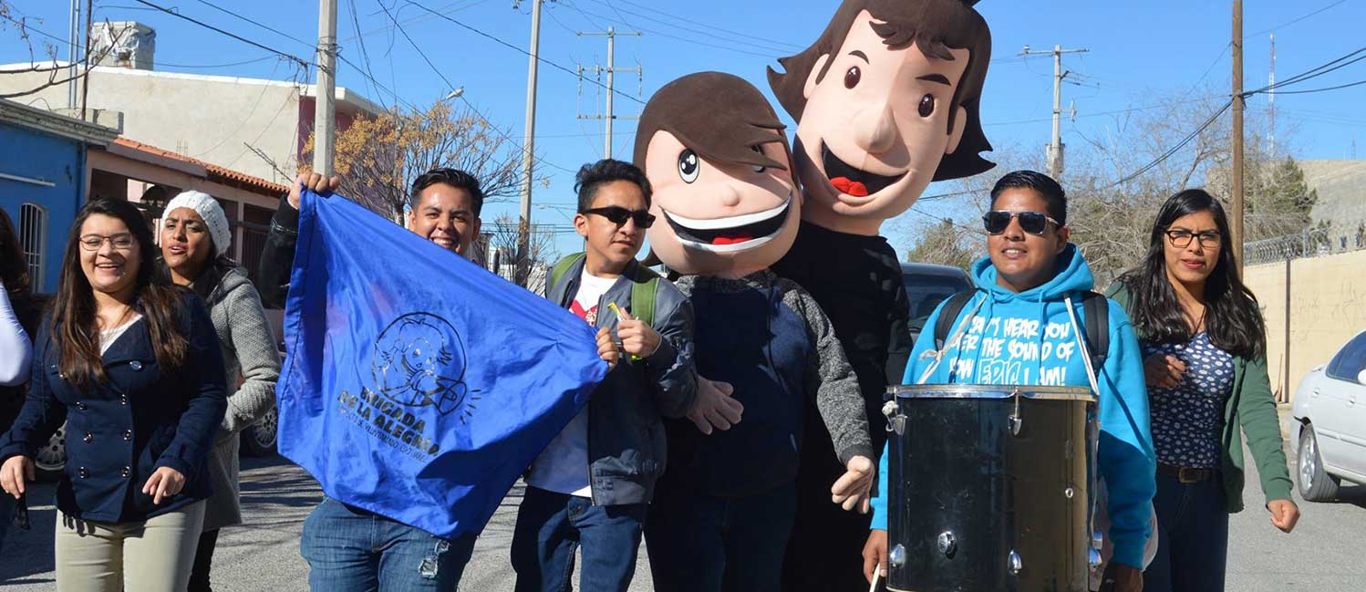 La brigata dell'allegria nelle strade di Ciudad Juarez