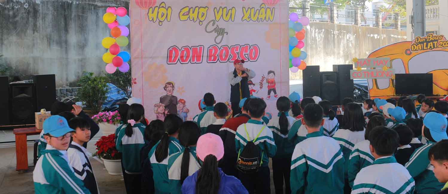 Oratorio in Vietnam a Duc Co