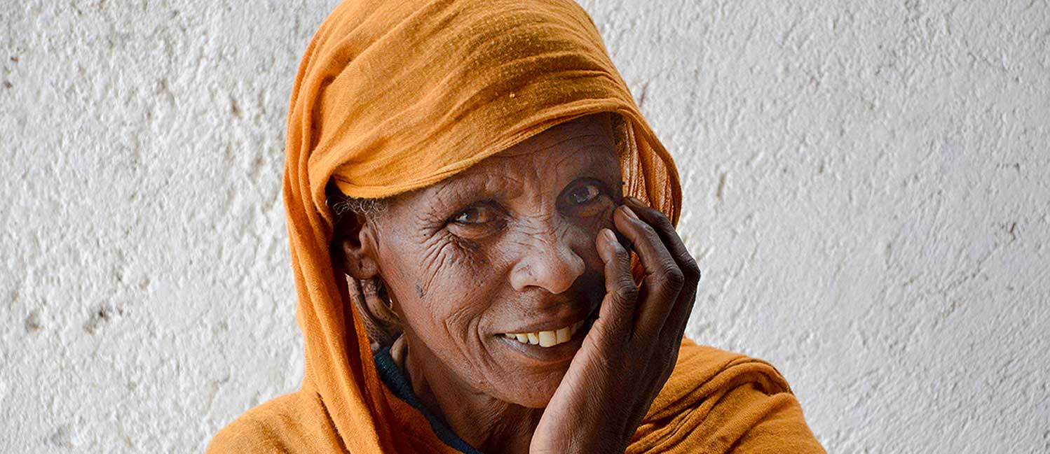 Primo piano di una donna eritrea