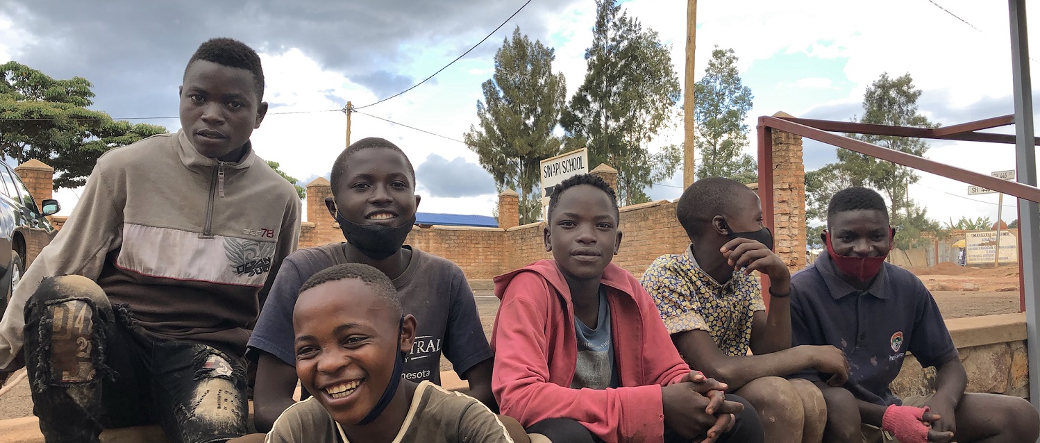 Gruppo di giovani in Ruanda