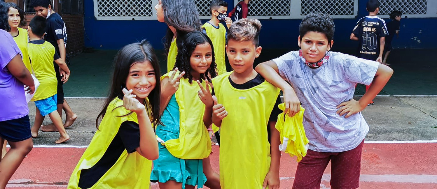 Bambini nell'oratorio di Porto Velho