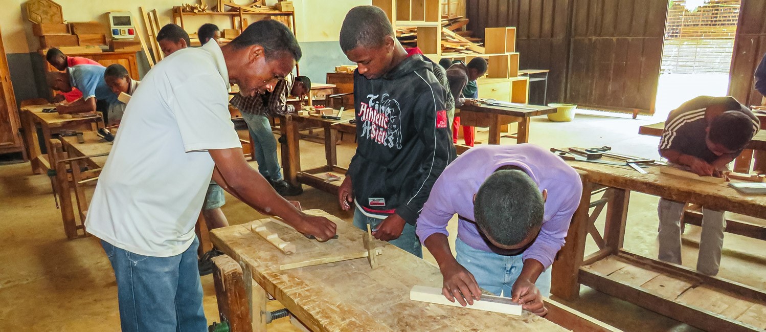 Ragazzi del centro professionale di Clairvaux Ivato