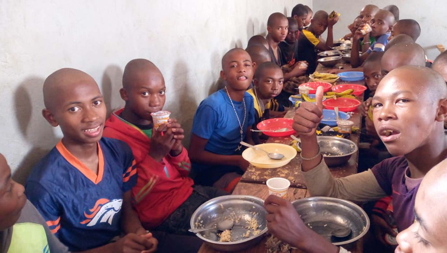 I giovani carcerati aiutati dai missionari salesiani del Madagascar