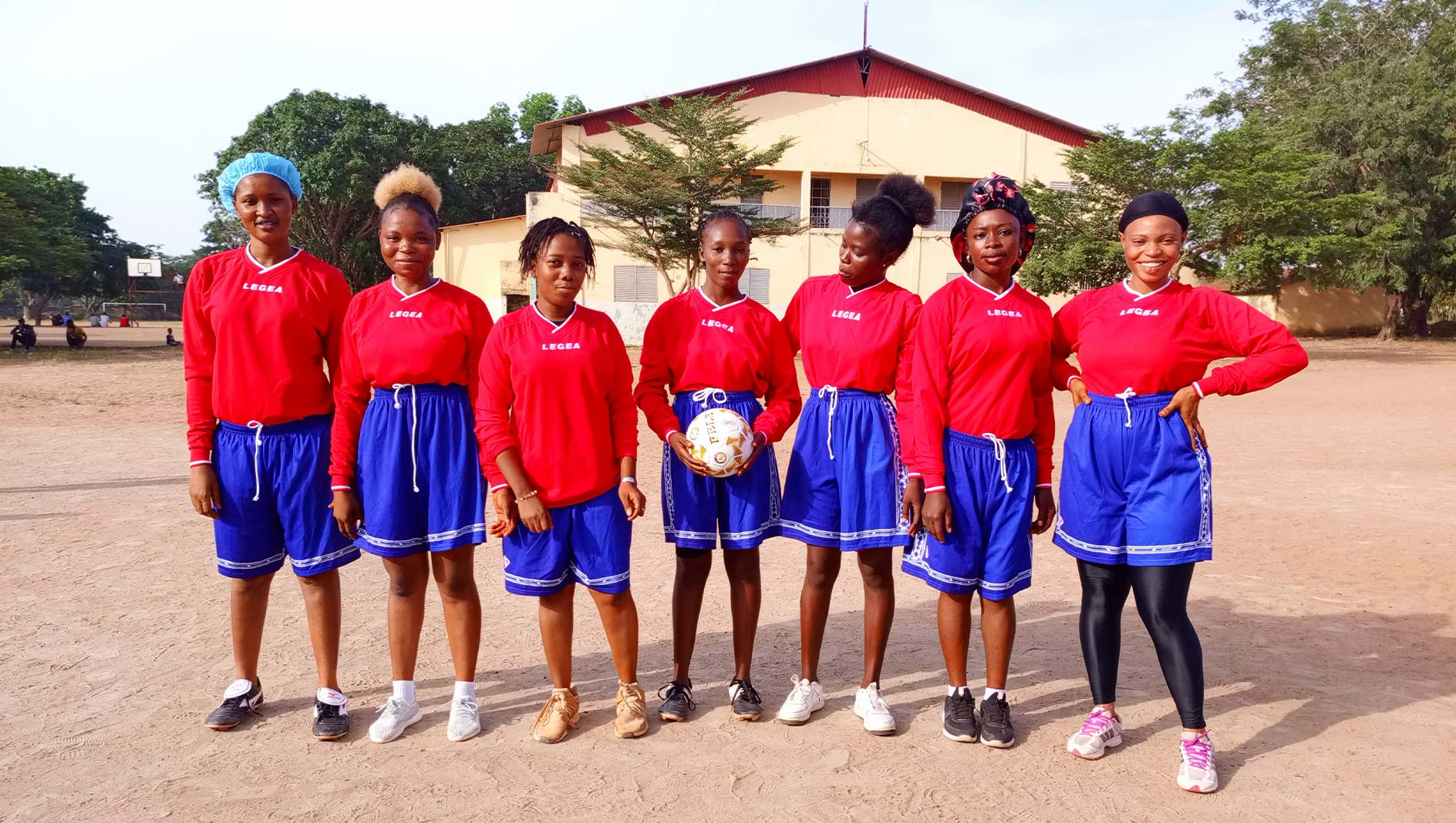 Ragazze della missione di Kankan in Guinea