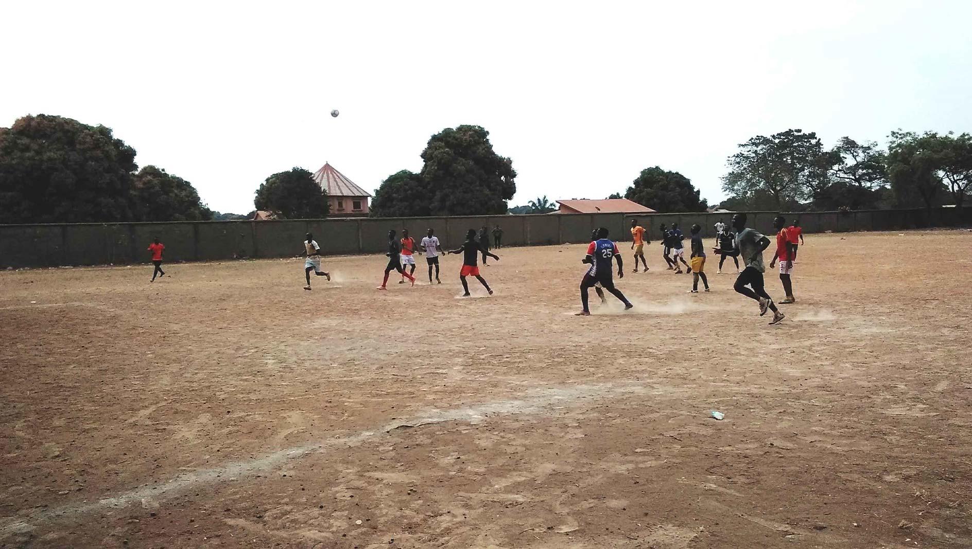 Campo da calcio dell'opera di Kankan